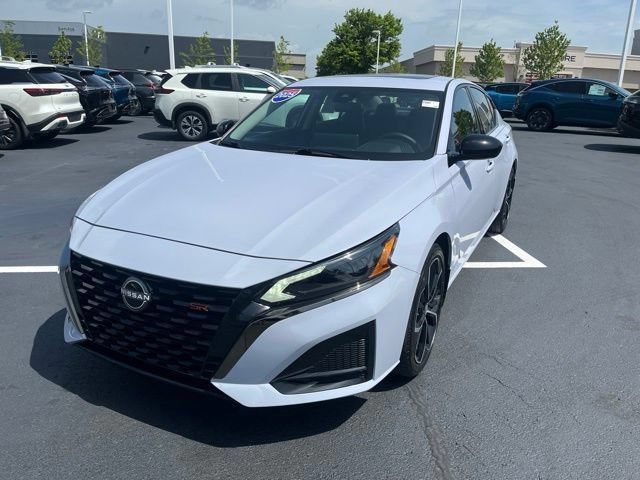 Used 2025 Nissan Altima 2.5 SR w/ SR Premium Package