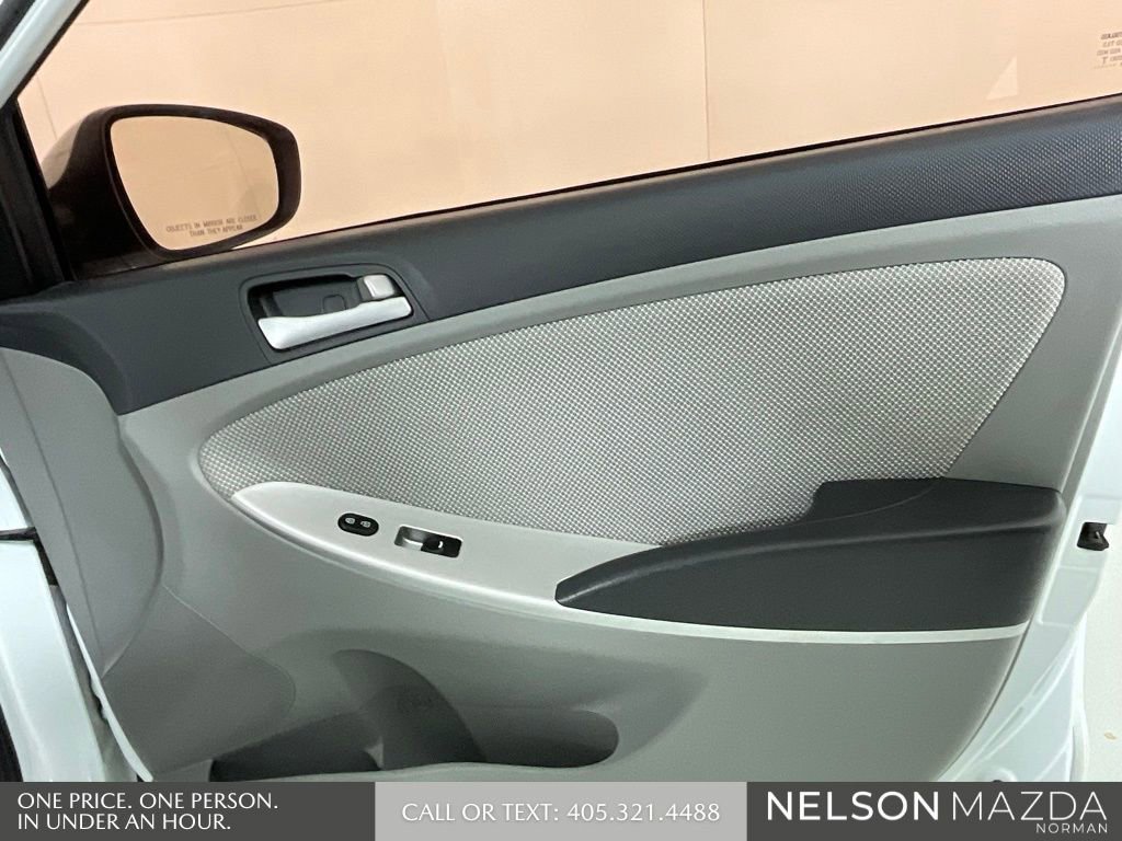 Used 2014 Hyundai Accent GS FWD image 16