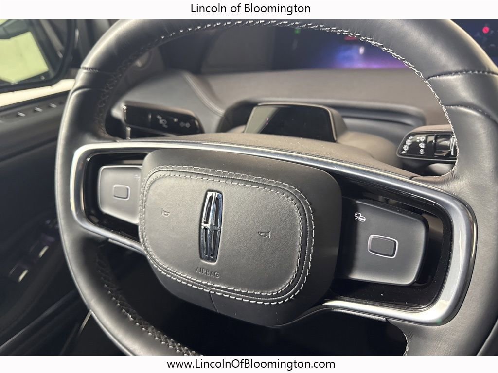 New 2025 Lincoln Navigator L Reserve w/ Jet Appearance Package image 34