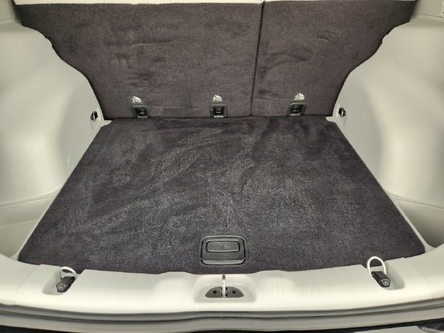 Used 2019 Jeep Compass Latitude FWD image 22