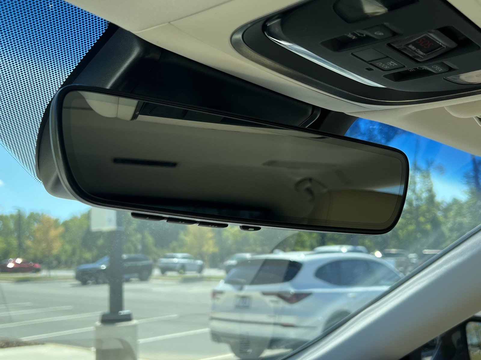 Used 2018 Lexus LS 500 w/ Accessory Package (Z2) RWD image 27