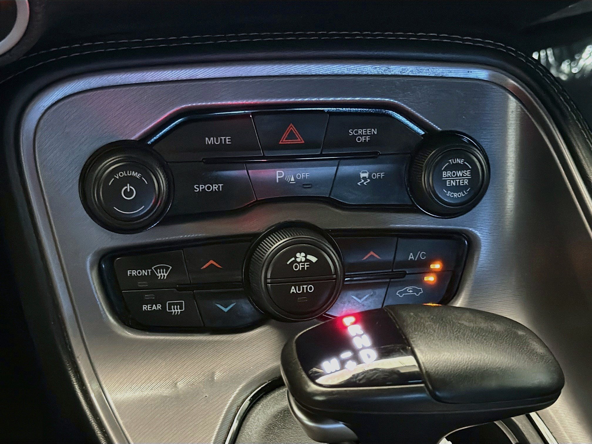 Used 2023 Dodge Challenger R/T RWD image 10