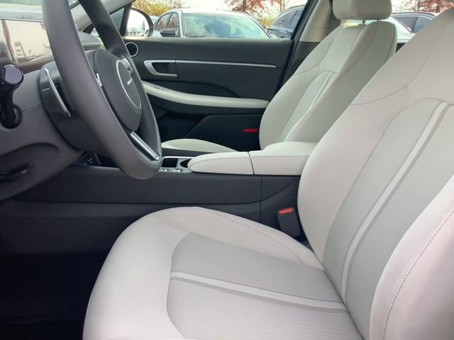 Used 2025 Hyundai Sonata SEL AWD/4WD image 18