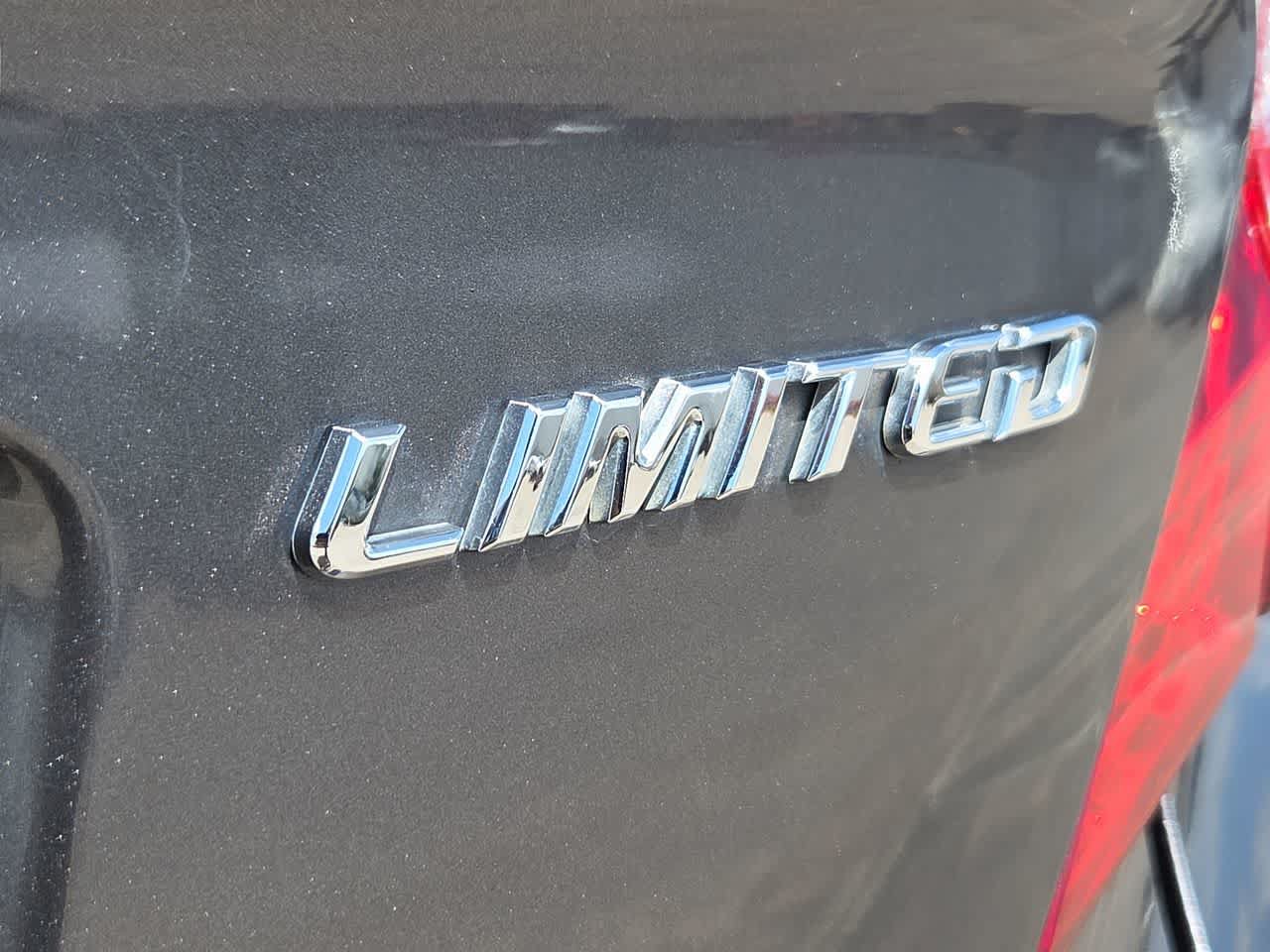Certified 2021 Toyota C-HR Limited FWD image 11