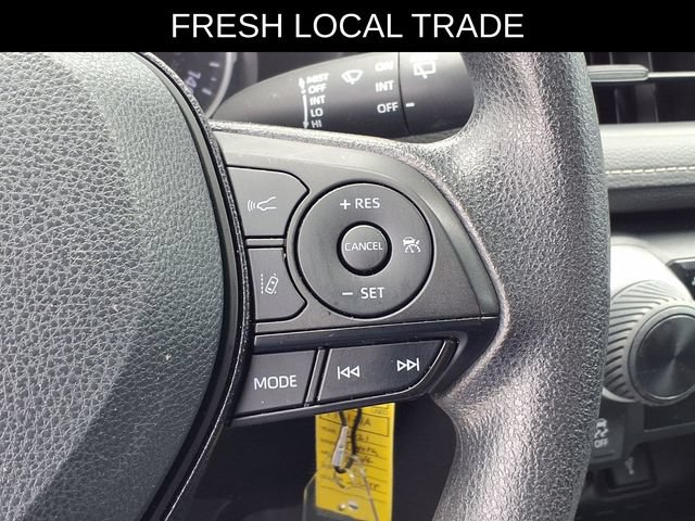 Used 2021 Toyota RAV4 LE FWD image 23