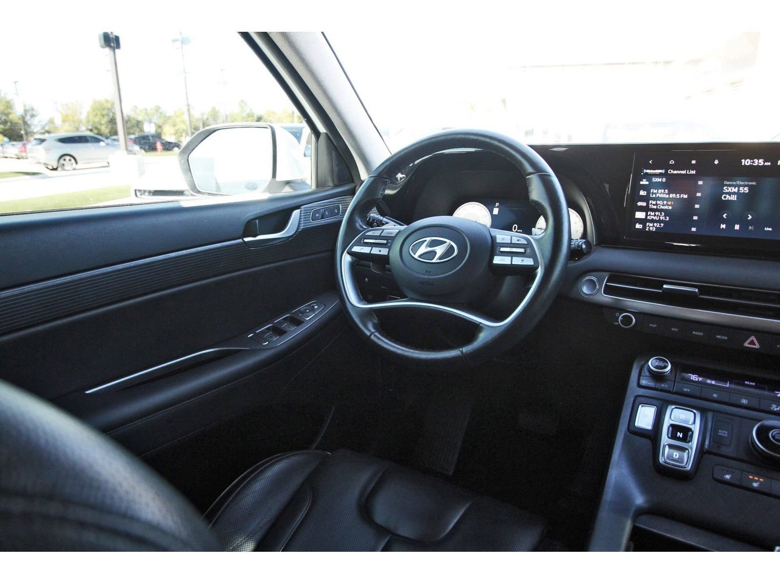 Used 2023 Hyundai Palisade Limited w/ Winter Package image 12