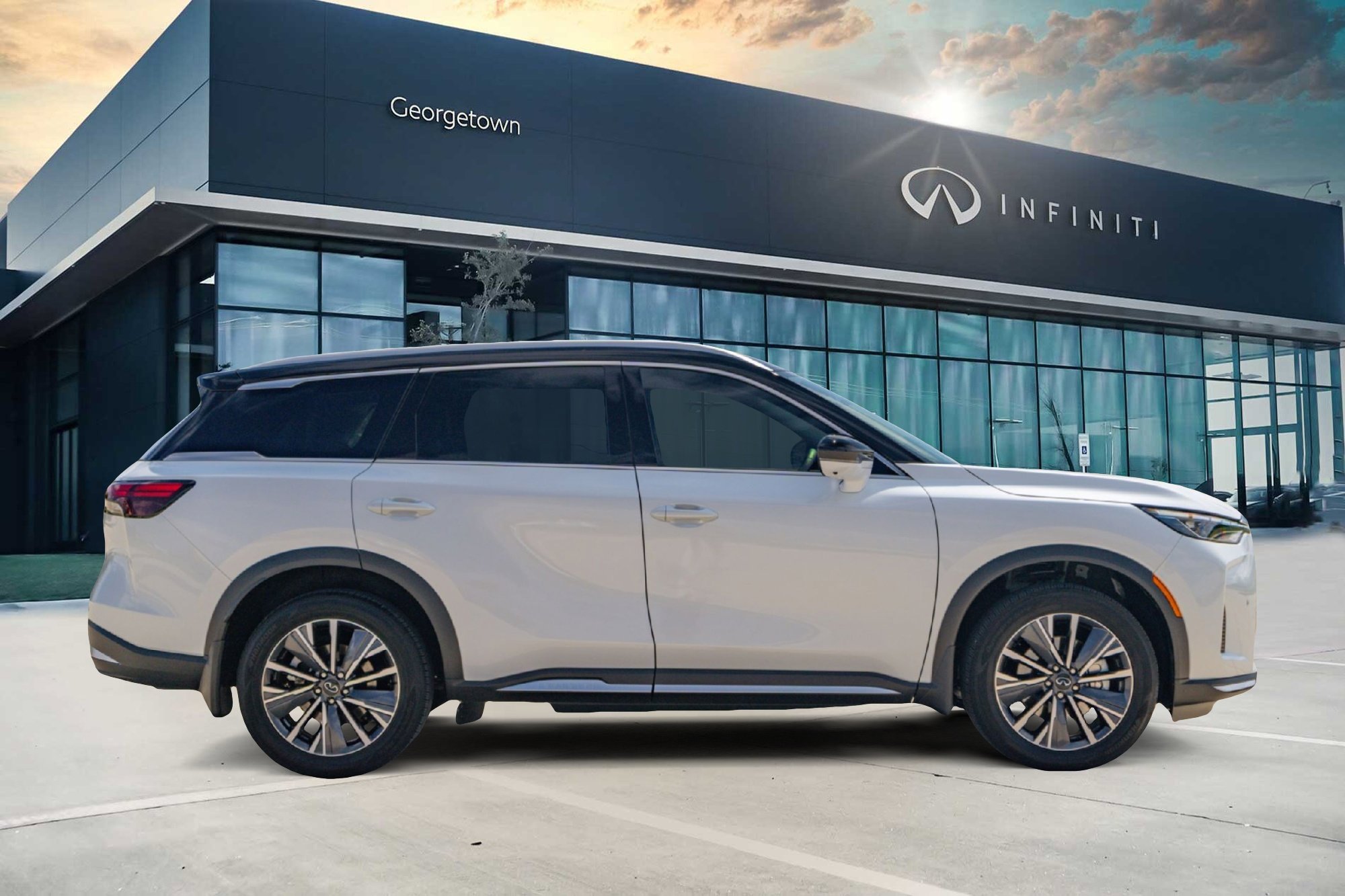 Certified 2026 INFINITI QX60 Luxe w/ Cargo Package FWD image 3