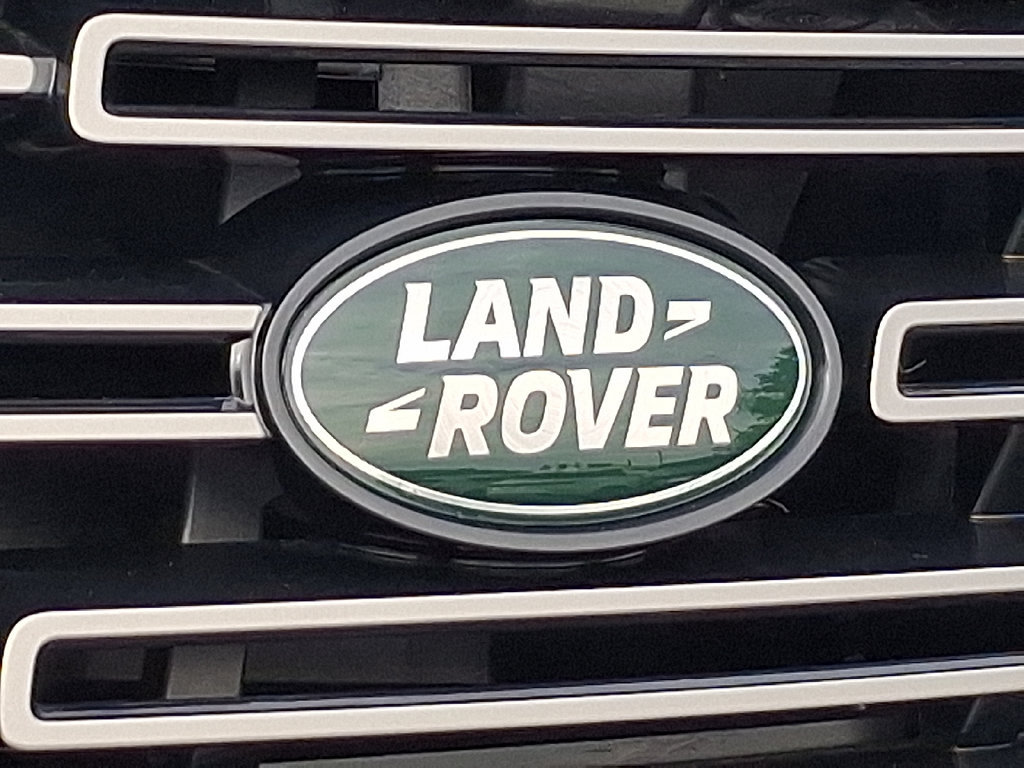 New 2027 Land Rover Range Rover Long Wheelbase SE AWD/4WD image 18
