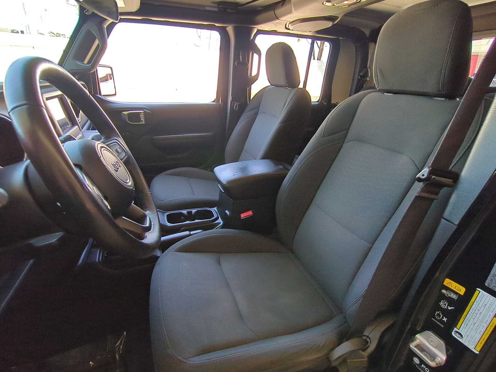 Used 2021 Jeep Gladiator Sport AWD/4WD image 22