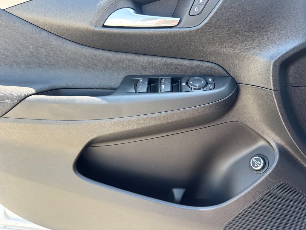 New 2026 Buick Envista Avenir FWD image 17