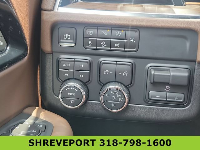 Used 2025 Chevrolet Tahoe High Country AWD/4WD image 36