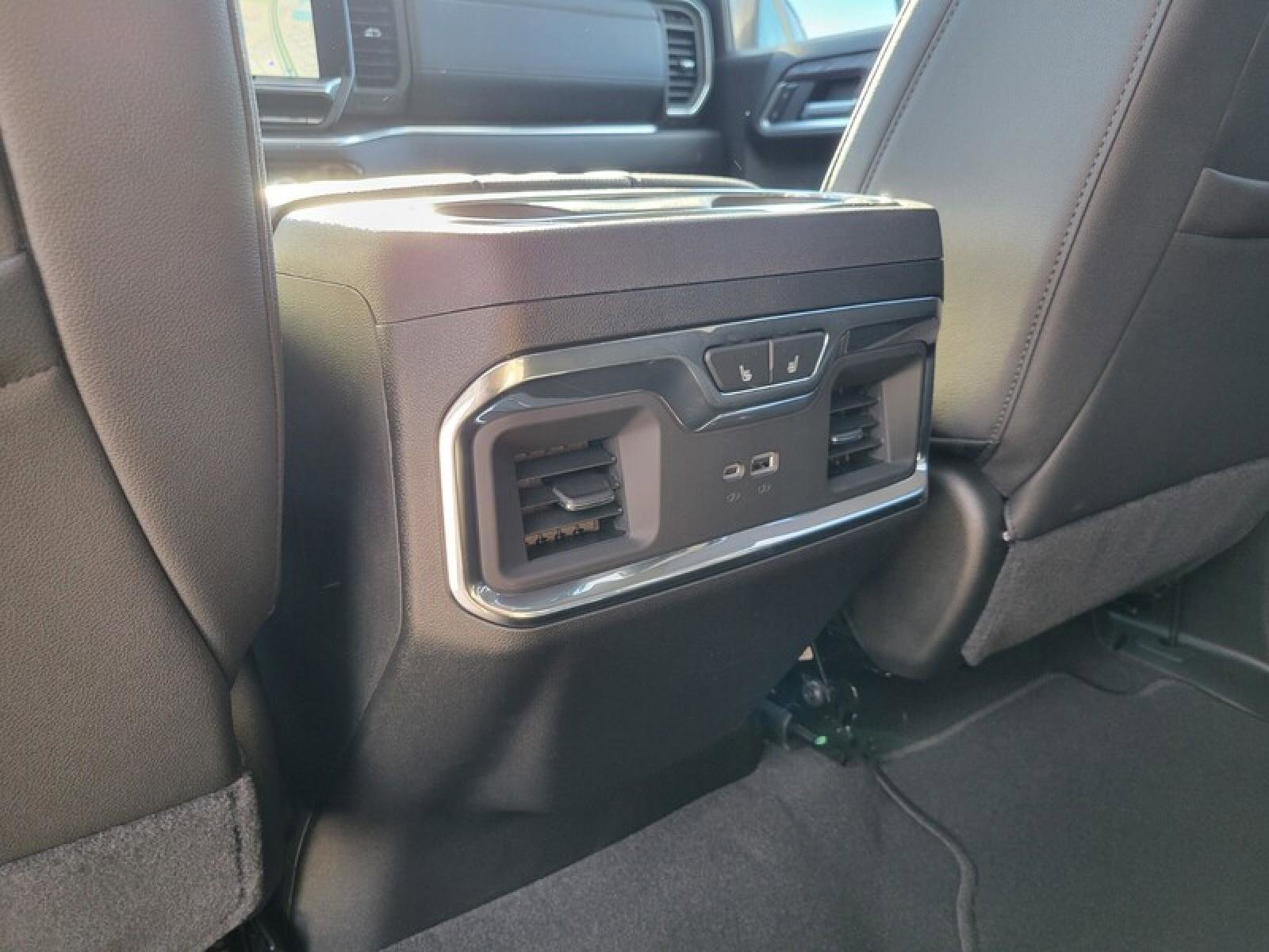 New 2026 GMC Sierra 1500 SLT w/ SLT Premium Plus Package image 29