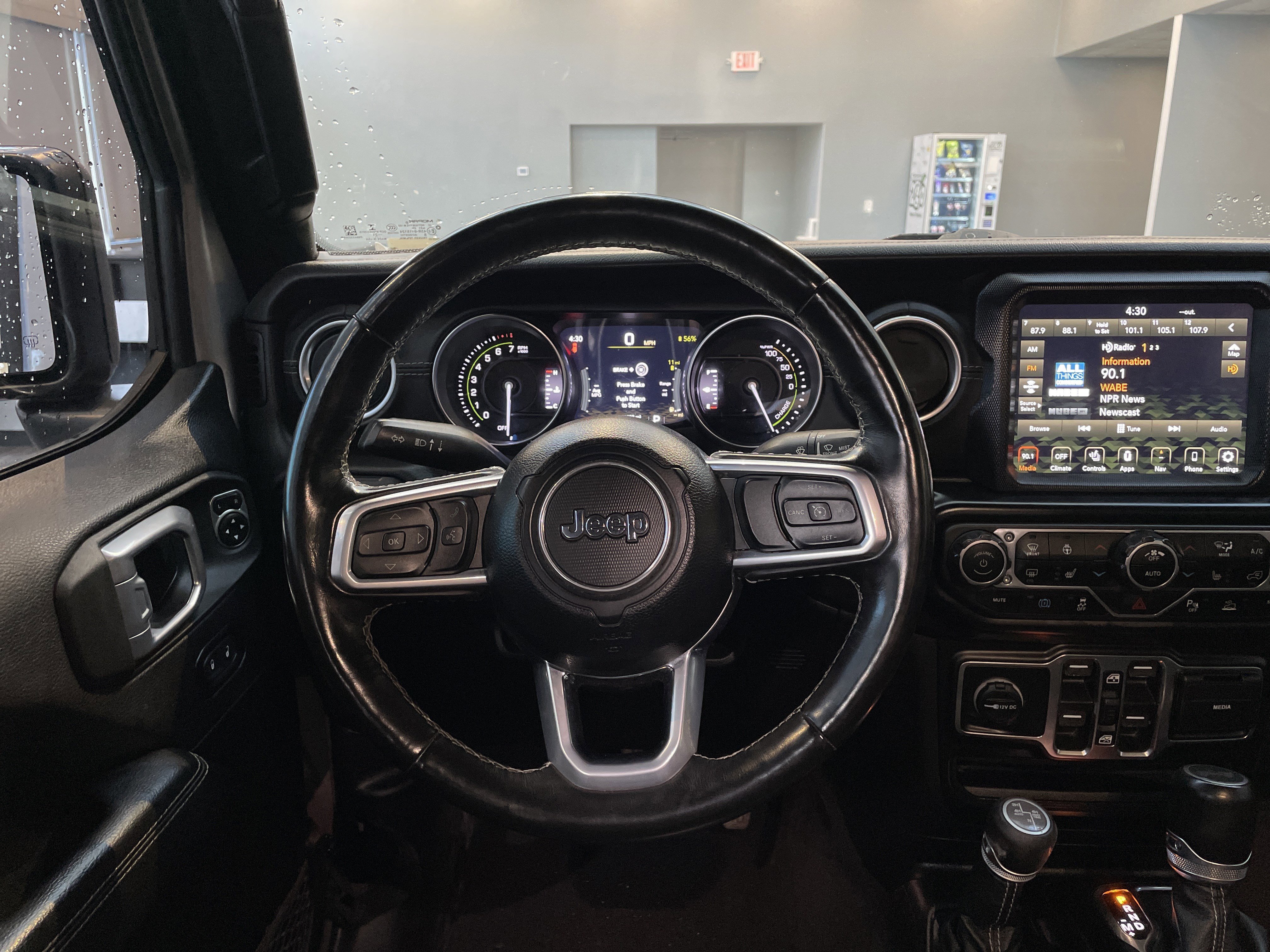 Used 2021 Jeep Wrangler Unlimited Sahara w/ Cold Weather Group AWD/4WD image 18