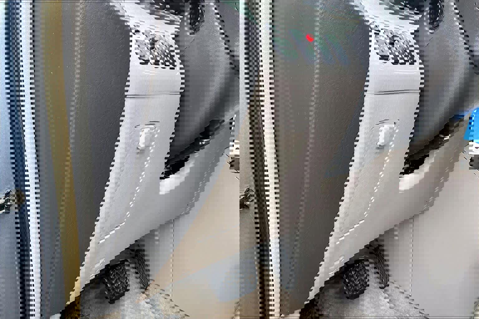 Used 2003 Toyota Highlander 2WD V6 image 34