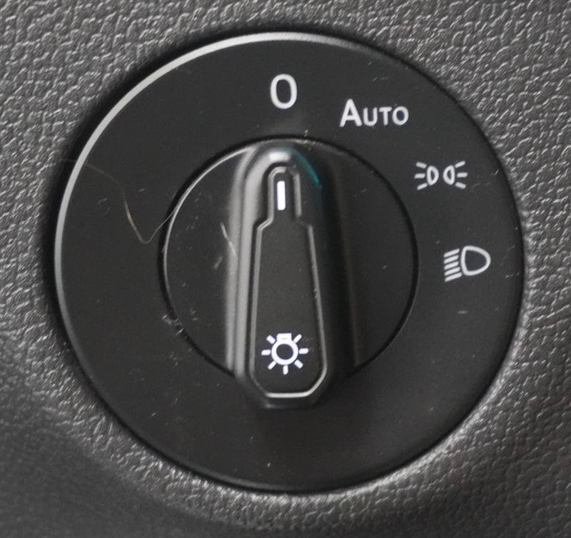 Used 2019 Volkswagen Jetta GLI Autobahn FWD image 19