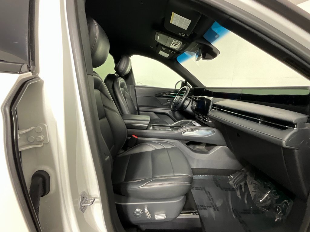 Certified 2024 Lincoln Nautilus Premier w/ Jet Appearance Package image 20