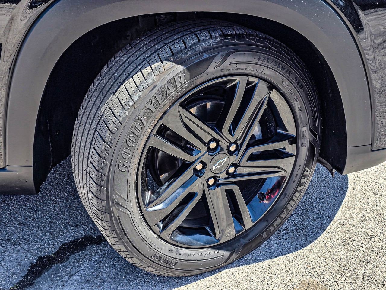 Certified 2025 Chevrolet Trax ACTIV w/ Sunroof Package image 11