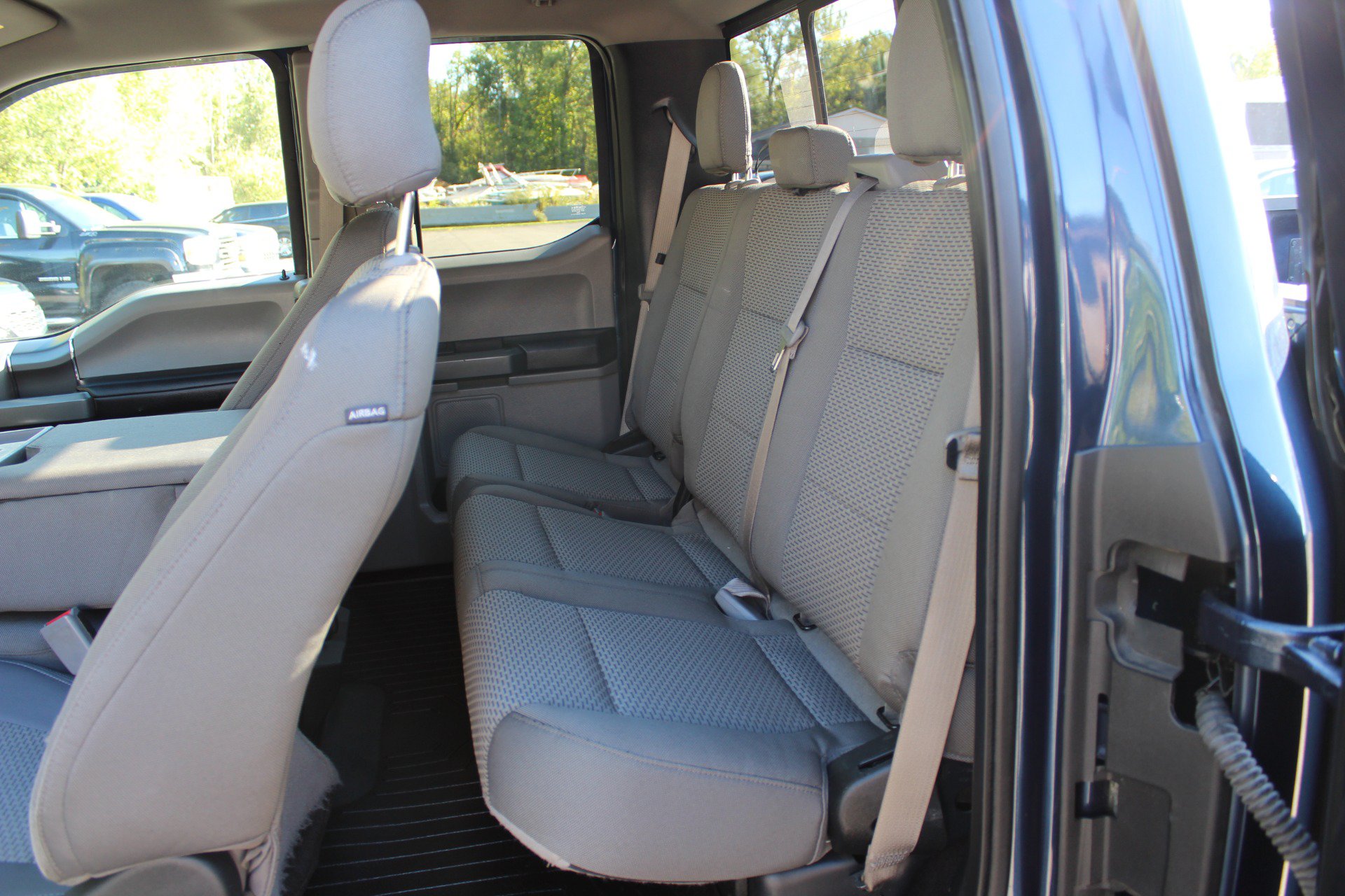 Used 2016 Ford F150 XLT w/ Equipment Group 302A Luxury AWD/4WD image 18