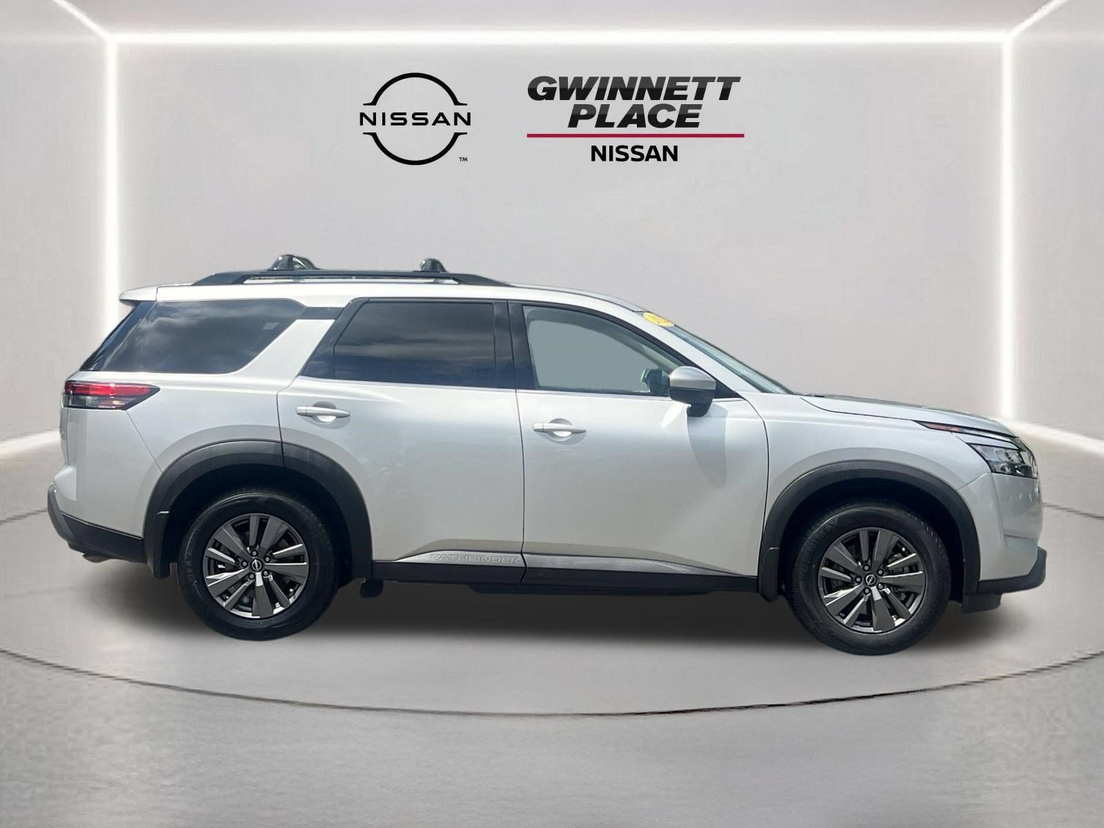 Used 2022 Nissan Pathfinder SV FWD image 25
