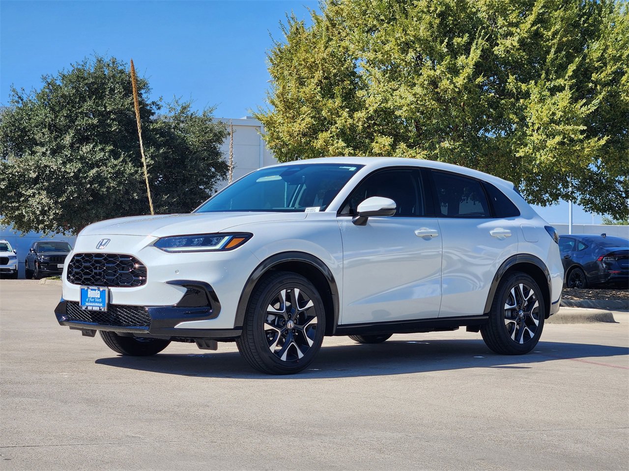 New 2027 Honda HR-V EX-L image 2