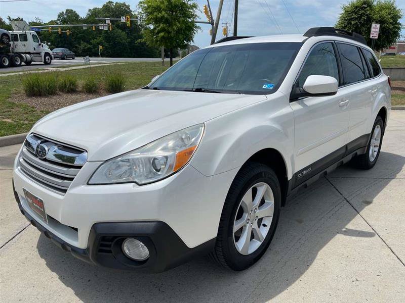 Used 2014 Subaru Outback 2.5i Premium AWD/4WD image 7