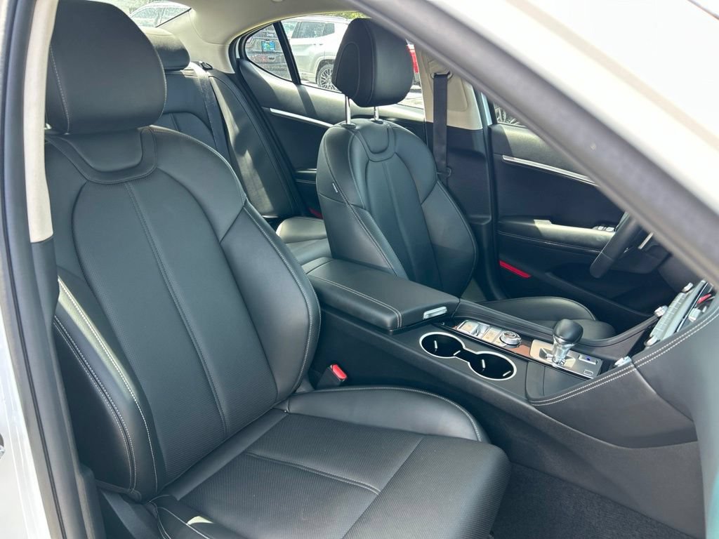 Used 2026 Genesis G70 2.5T RWD image 41