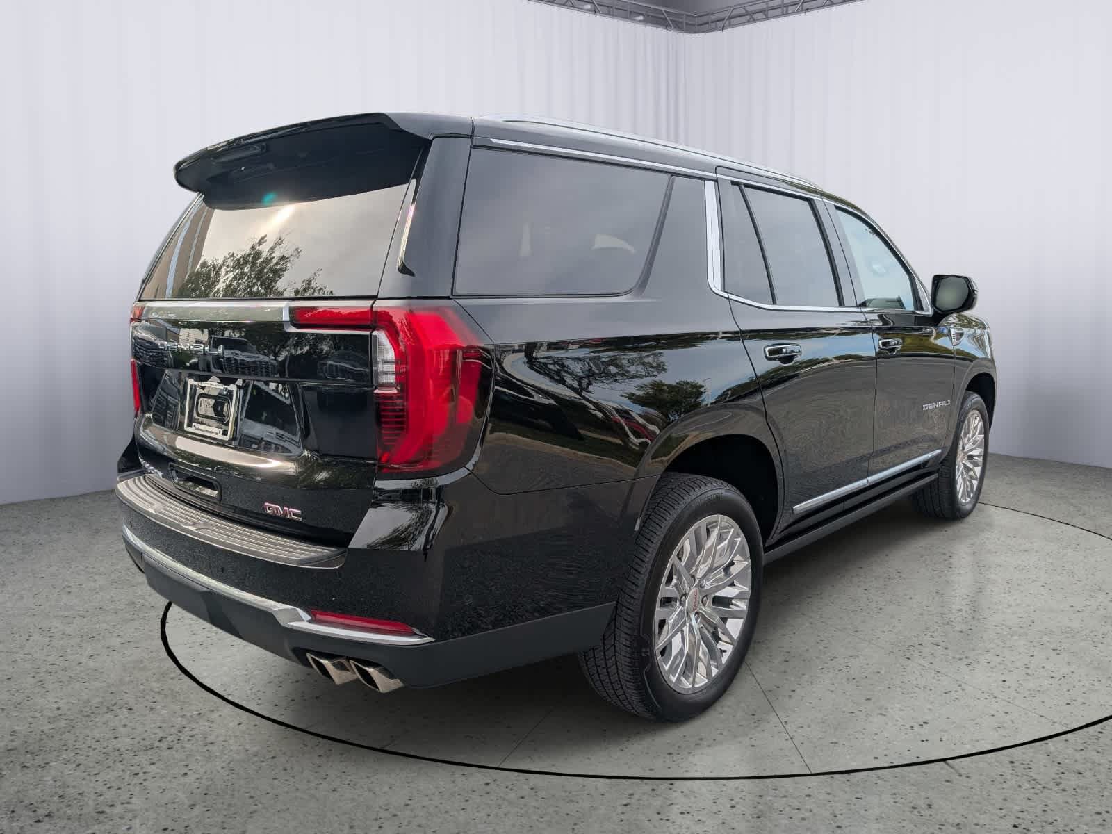 Certified 2026 GMC Yukon Denali w/ Sun & Power Step Package AWD/4WD image 3