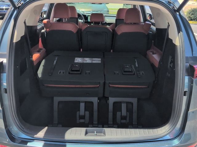 Used 2022 Kia Carnival SX FWD image 26