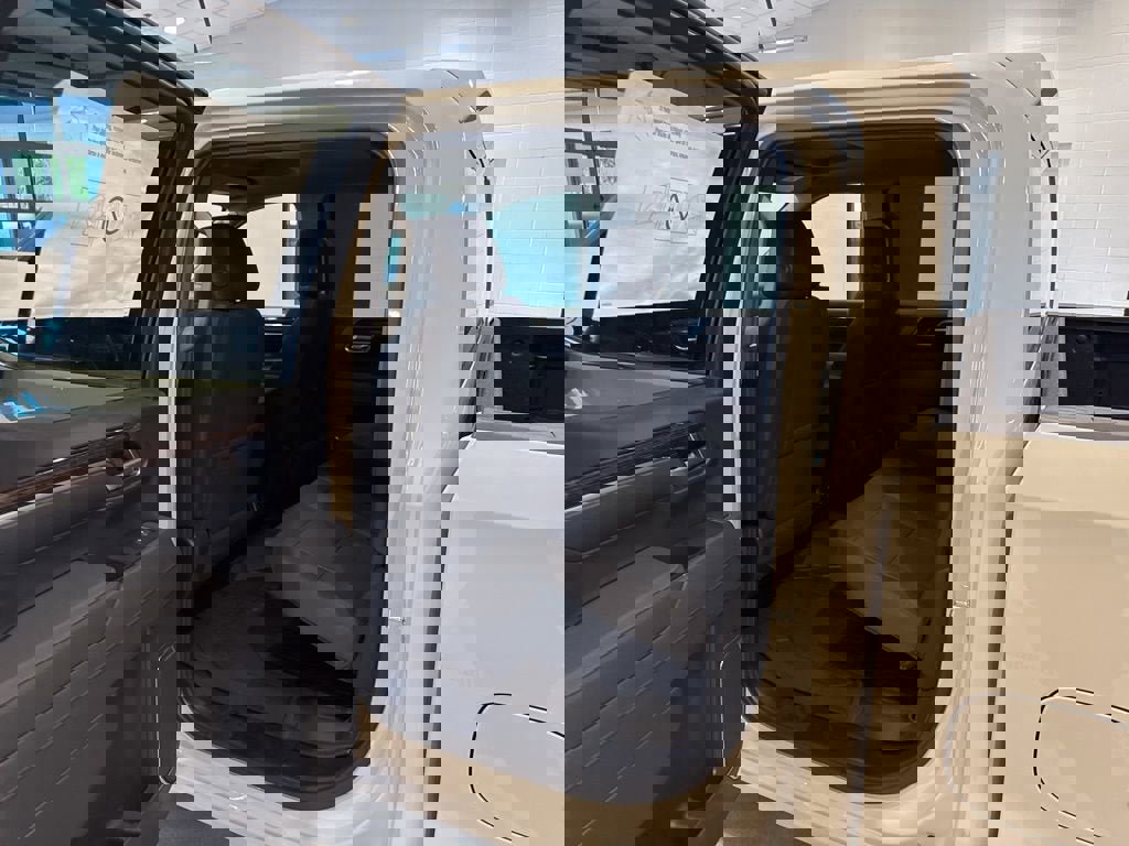 New 2026 GMC Sierra 1500 SLE w/ LPO, GMC Protection Package image 18