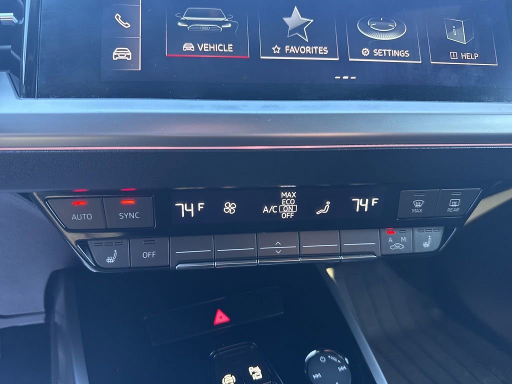 Used 2022 Audi Q4 e-tron Premium Plus image 16