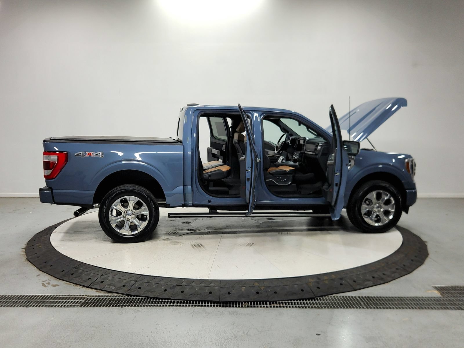 Used 2023 Ford F150 Platinum w/ Equipment Group 701A High AWD/4WD image 17