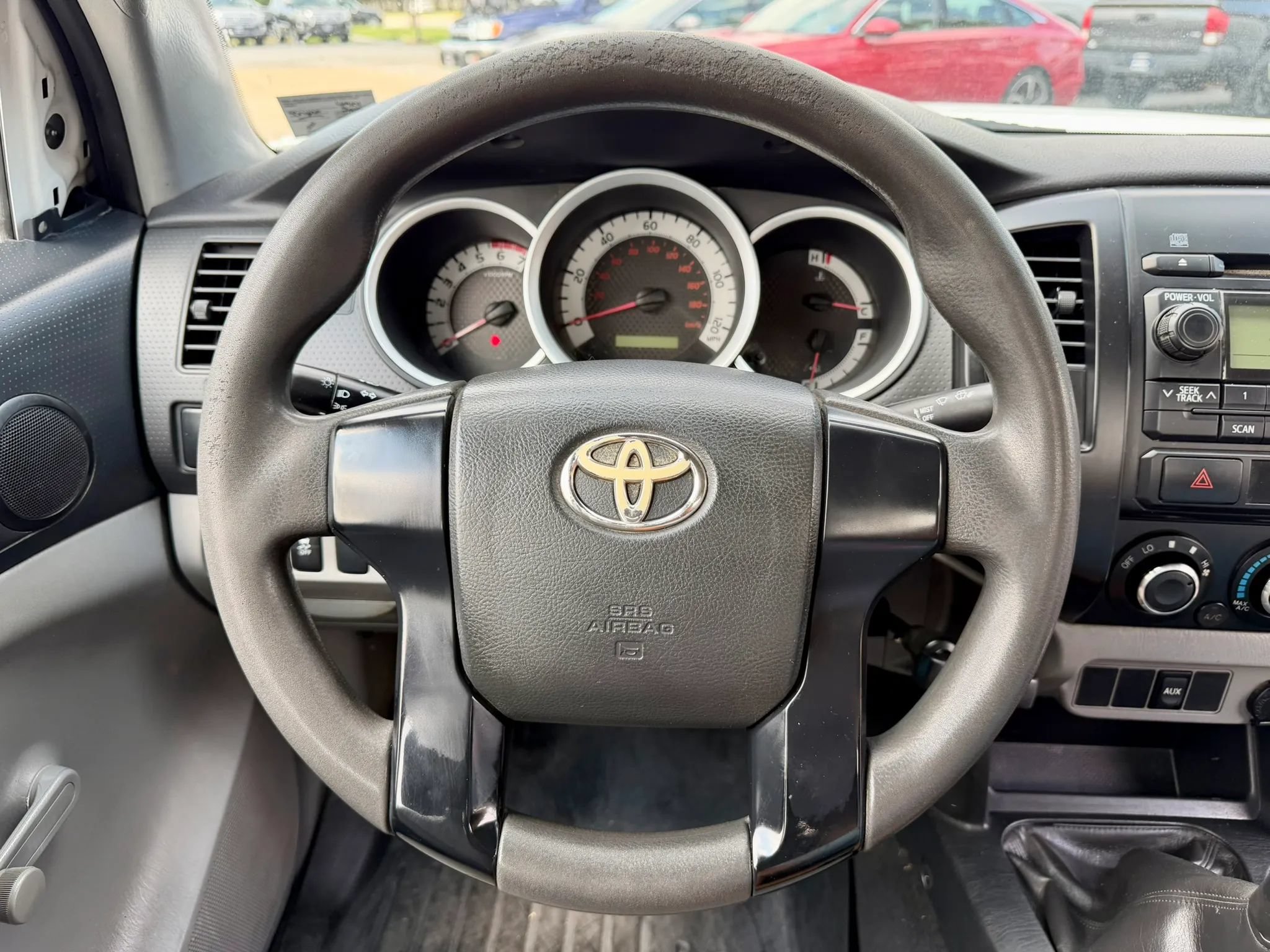 Used 2012 Toyota Tacoma 2WD Regular Cab image 12