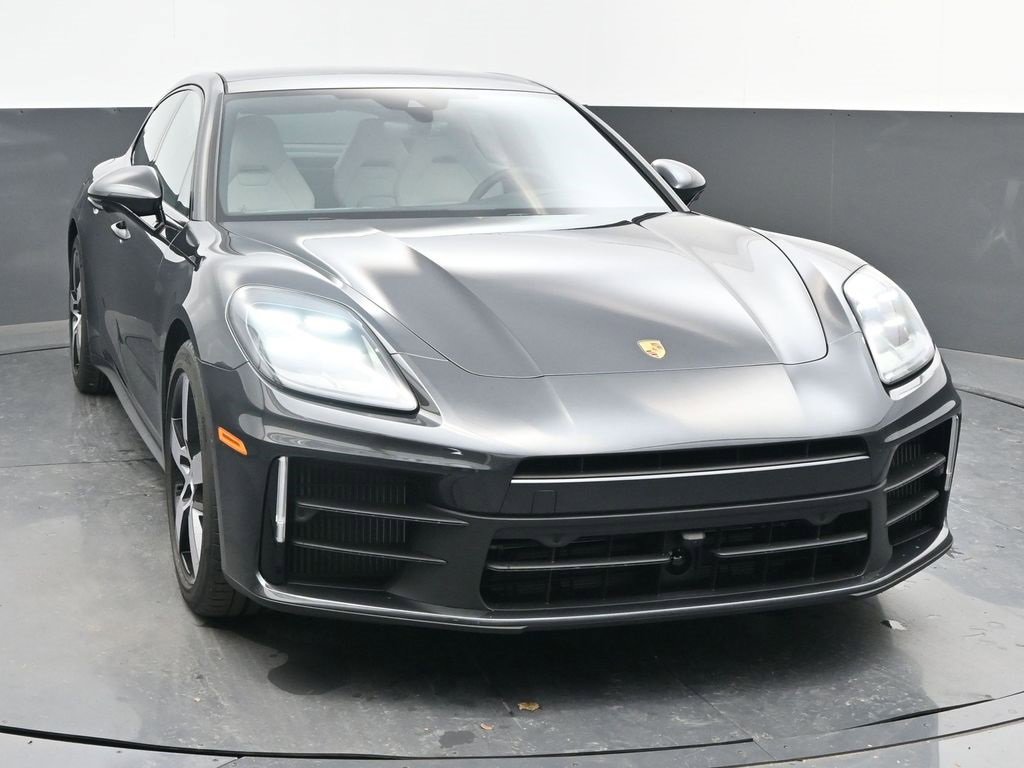 New 2025 Porsche Panamera image 6