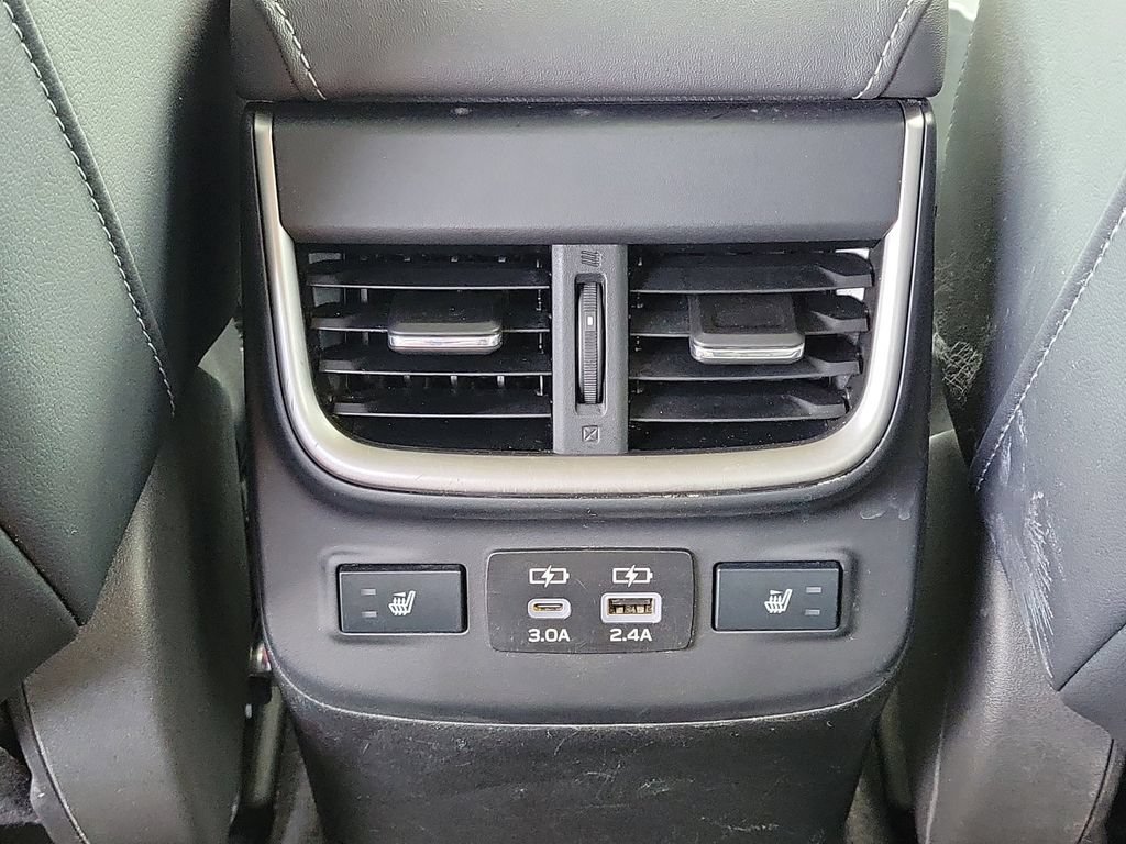 Used 2024 Subaru Outback Limited AWD/4WD image 13