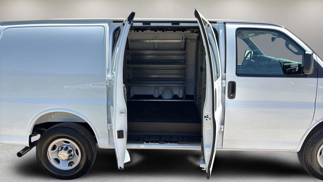 New 2026 Chevrolet Express 2500 w/ Driver Convenience Package RWD image 18