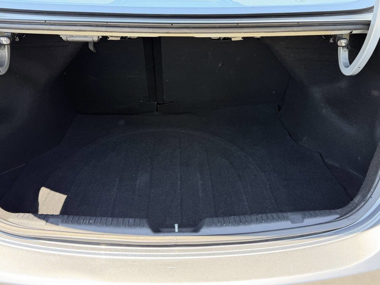 Used 2016 Hyundai Elantra SE FWD image 18