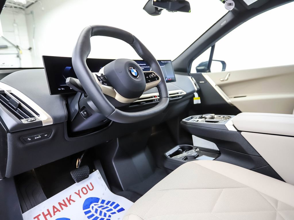 Used 2026 BMW iX xDrive60 w/ Premium Package image 10