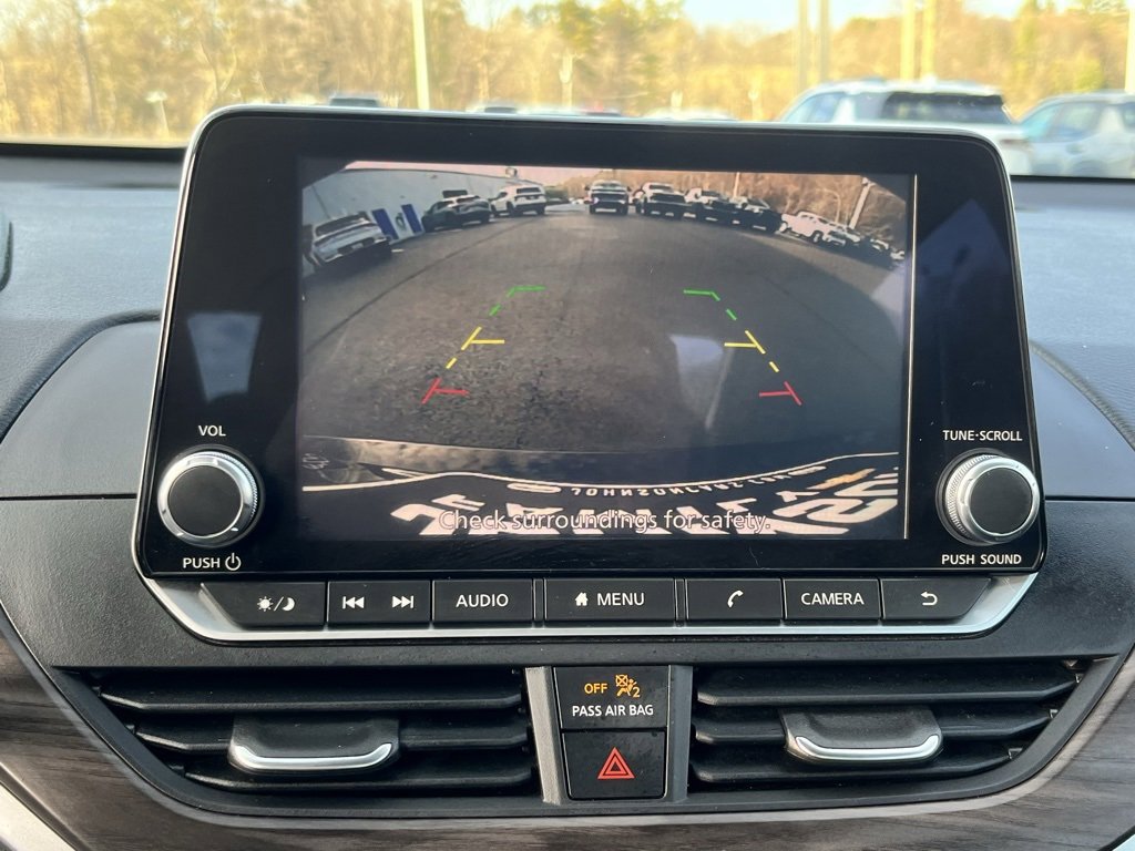 Used 2024 Nissan Altima 2.5 SV image 7