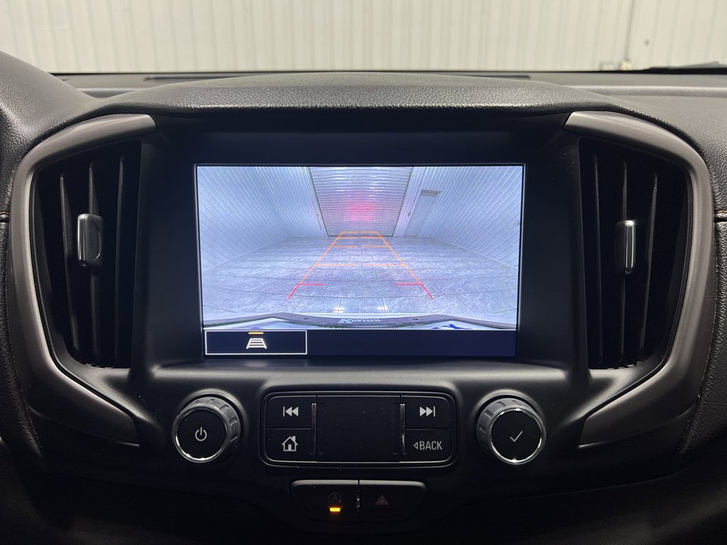 Used 2023 GMC Terrain AT4 image 12