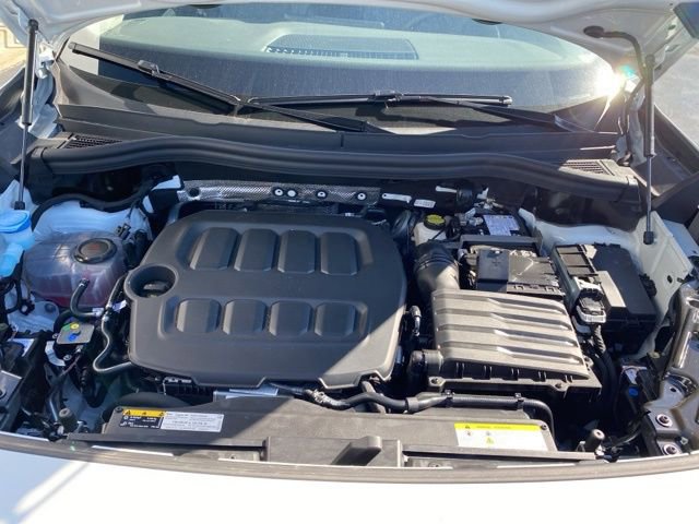 New 2025 Volkswagen Tiguan SE image 64