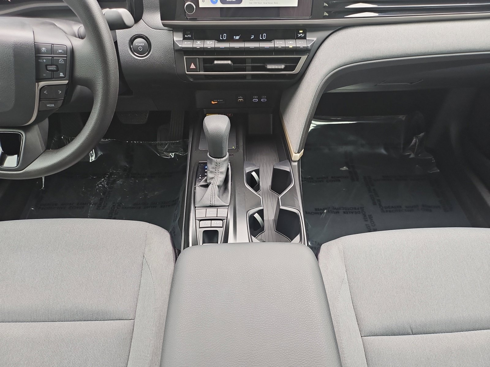 Used 2026 Toyota Camry LE FWD image 31
