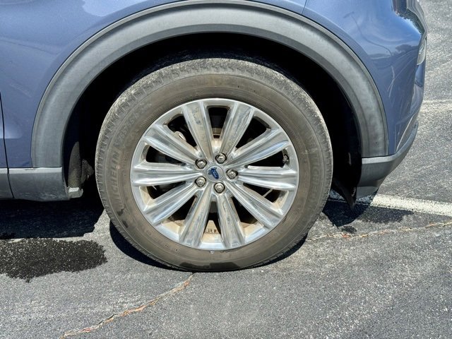 Used 2021 Ford Explorer Limited w/ Hybrid Equipment Group 310A image 31