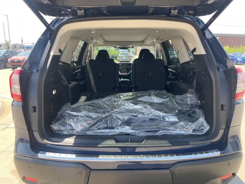 Certified 2025 Subaru Ascent Touring image 9