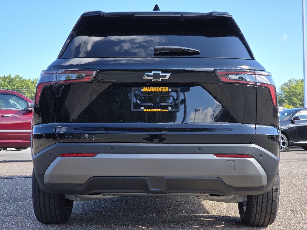 New 2027 Chevrolet Equinox LT w/ Midnight Edition FWD image 19