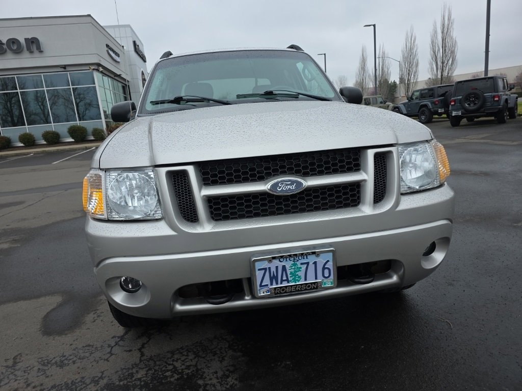 Used 2004 Ford Explorer Sport Trac 4x4 image 8