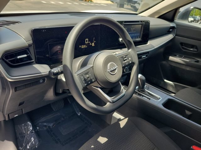 Certified 2025 Nissan Kicks S FWD image 17