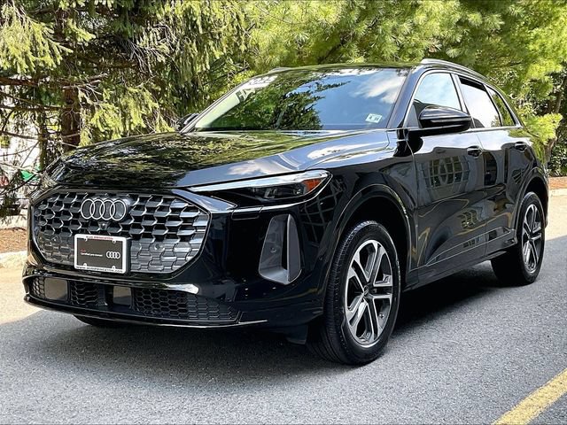 Certified 2025 Audi Q5 Premium w/ Premium Plus AWD/4WD image 2