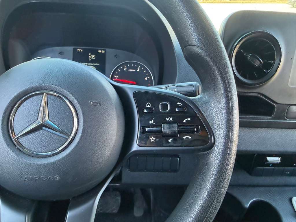 Used 2023 Mercedes-Benz Sprinter 2500 image 8