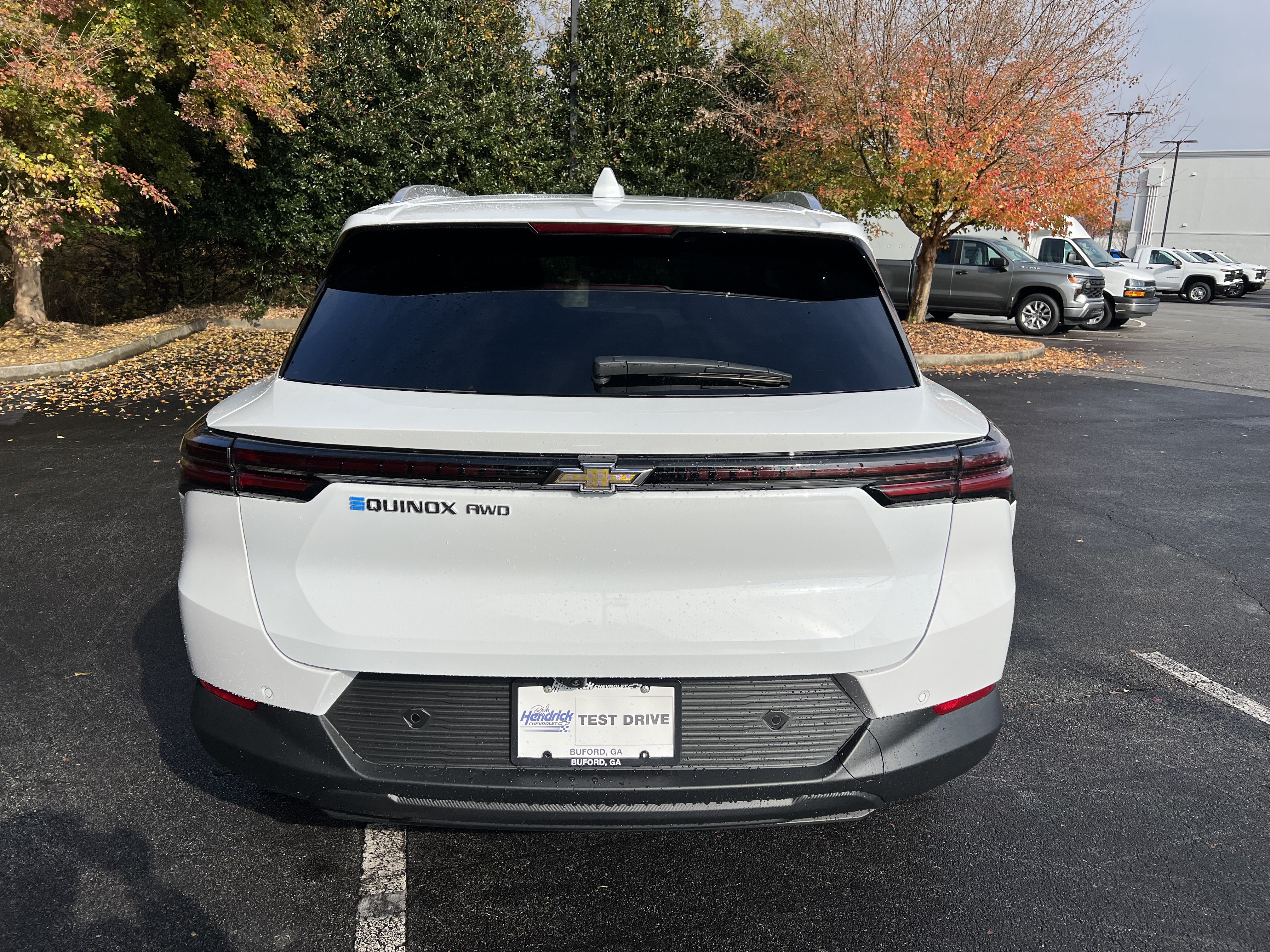 New 2026 Chevrolet Equinox EV LT AWD/4WD image 9