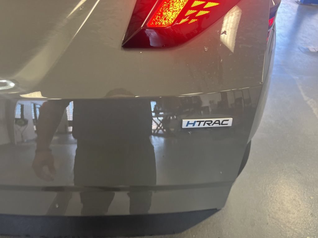 Used 2024 Hyundai Tucson Limited AWD/4WD image 9